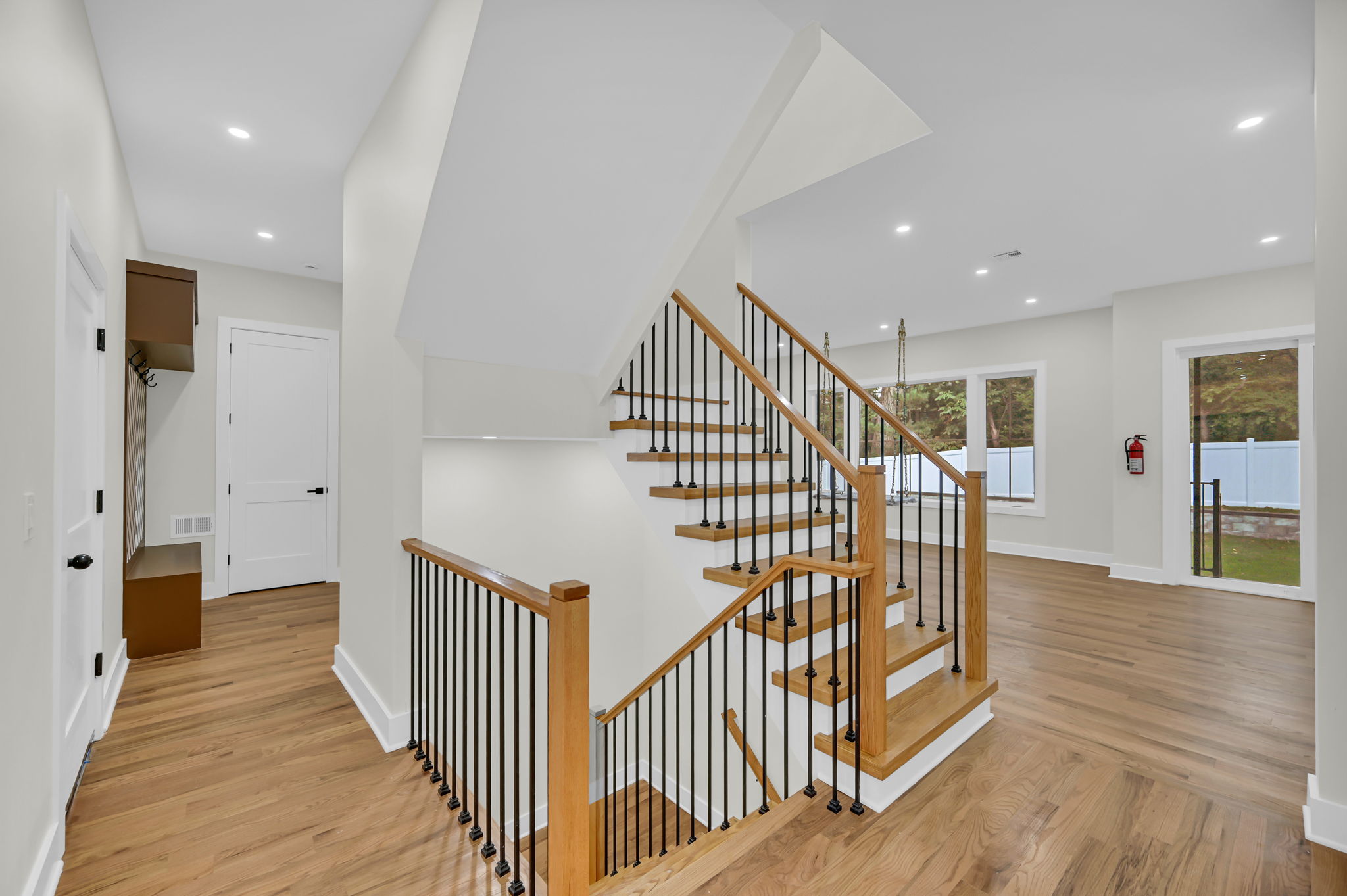 54 Melrose Dr Livingston NJ photo 6